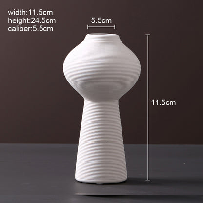 Schnee Style Vase